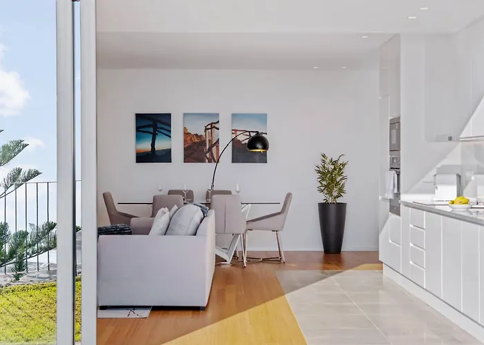 Atlantic Bloom By Homie דירה