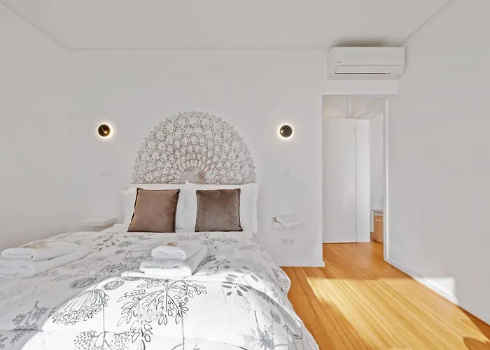 Atlantic Bloom By Homie דירה