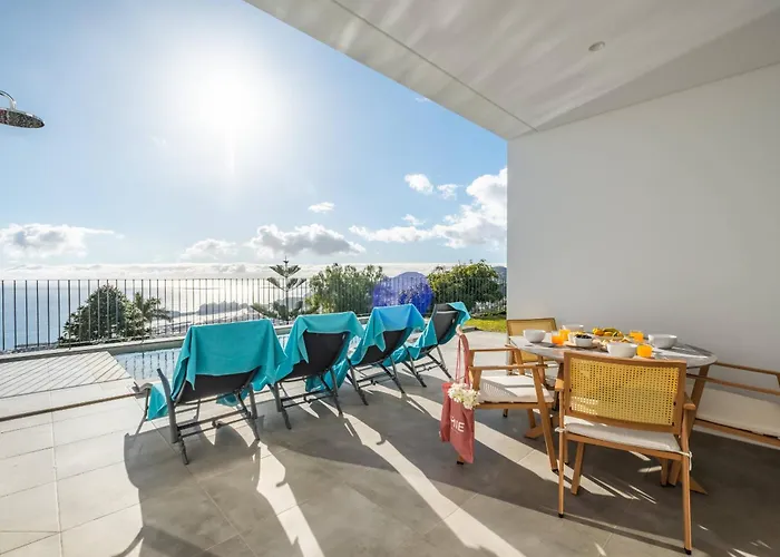 Atlantic Bloom By Homie *