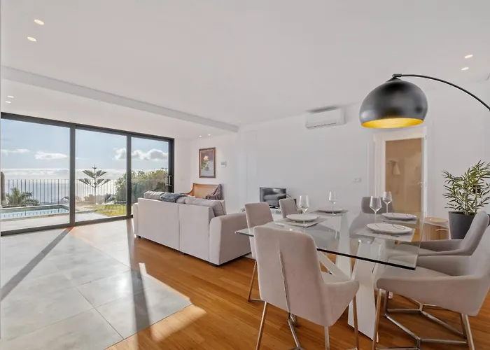 Atlantic Bloom By Homie * Funchal (Madeira)