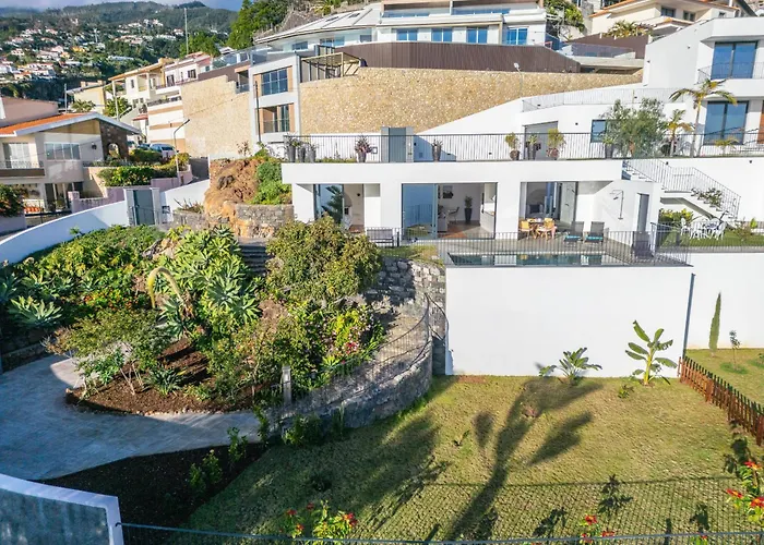 Atlantic Bloom By Homie Lejlighed